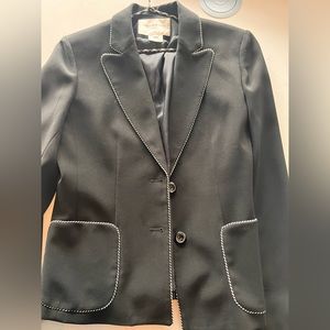 Jones New York Suit (blazer with white piping and black Skirt) size 4.